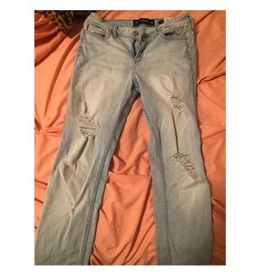 Hollister jeans size 5 short